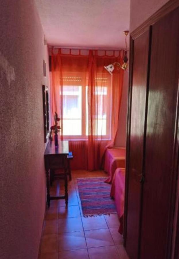 Hostal Casa Chore Hinojosa de Duero Exteriör bild