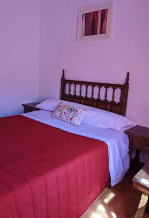Hostal Casa Chore Hinojosa de Duero Exteriör bild